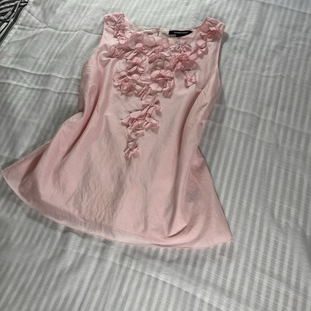 ELLEN TRACY Pink Blouse Women Sz 10 Sleeveless Flower Applique Cotton light - Picture 8 of 8